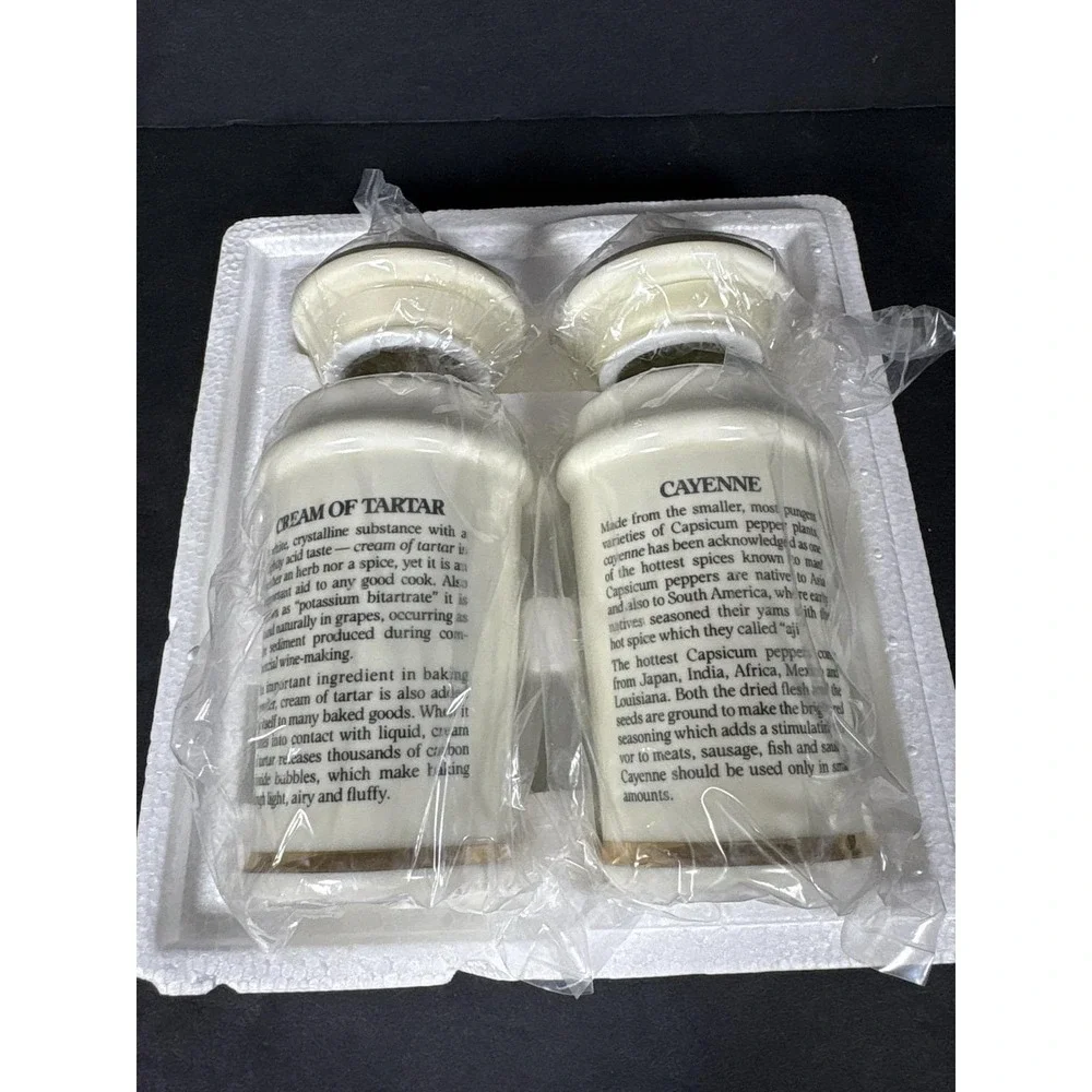 Vintage 1987 M.J. Hummel Spice Jars Cream of Tartar Cayenne New Set of 2